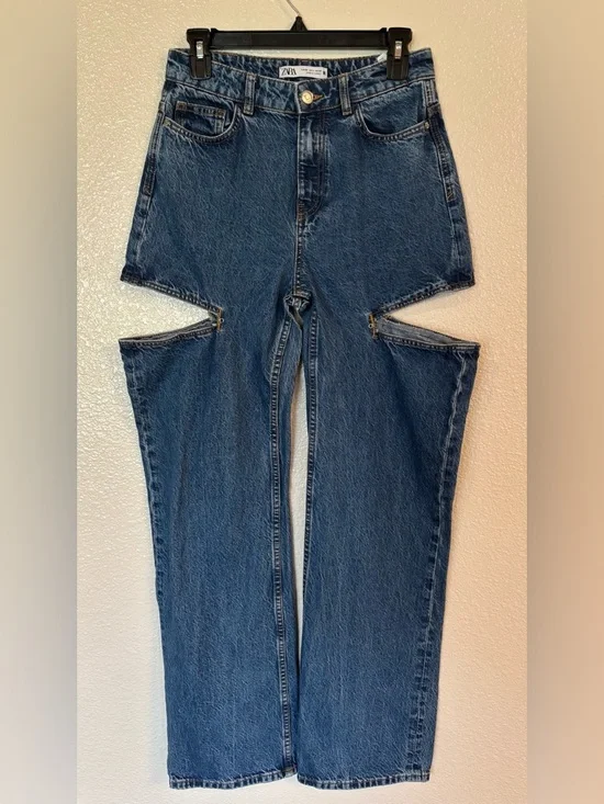 ZARA 100% Cotton Mid Waist Straight Leg Cut Out Jeans (no chain) - Picture 2 of 7